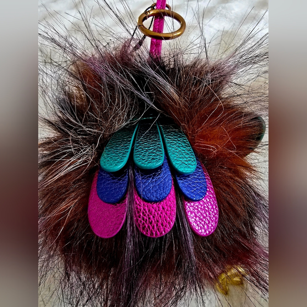 Kurt Geiger Eagle Pom Pom Bag Charm - Picture 3 of 10